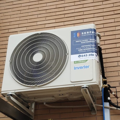 Maquina instalada en zona estación de autobuses. Roquetas de mar